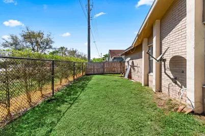 13916 Folkestone Circle, Wellington, FL 33414 - Photo 35