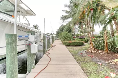 12293 Coconut Row, Palm Beach Gardens, FL 33410 - Photo 29