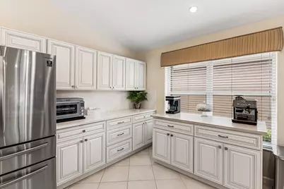 7689 Las Cruces Court, Boynton Beach, FL 33437 - Photo 9