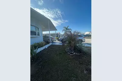 41 Verde Vis, Fort Pierce, FL 34951 - Photo 3