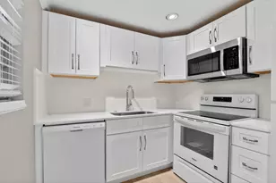 277 Brighton G, Boca Raton, FL 33434 - Photo 13