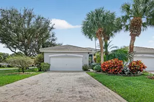 9848 Crescent View Dr S, Boynton Beach, FL 33437 - Photo 1