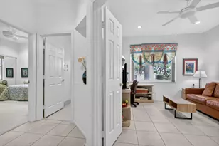 9848 Crescent View Dr S, Boynton Beach, FL 33437 - Photo 11