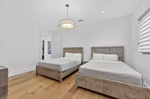 785 NE 70th St, Boca Raton, FL 33487 - Photo 47