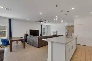 5216 NW Iredell St, Port Saint Lucie, FL 34986 - Photo 5