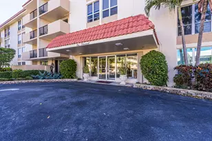 1000 Spanish River Rd, Boca Raton, FL 33432 - Photo 3