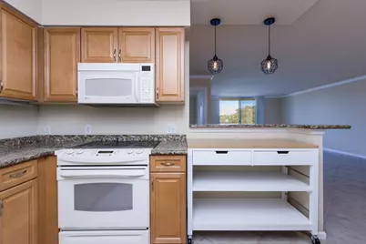 1000 Spanish River Road #4g, Boca Raton, FL 33432 - Photo 11