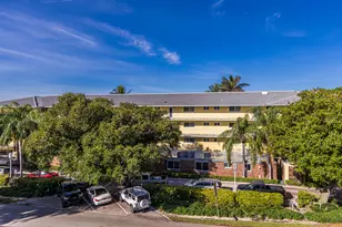 1000 Spanish River Rd, Boca Raton, FL 33432 - Photo 9