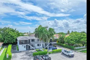 520 NE 44th St, Boca Raton, FL 33431 - Photo 1