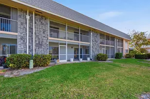 18081 SE Country Club Dr, Jupiter, FL 33469 - Photo 23