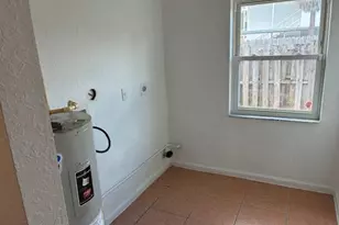 2921 Saranac Ave, West Palm Beach, FL 33409 - Photo 3