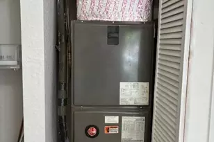 2921 Saranac Ave, West Palm Beach, FL 33409 - Photo 5