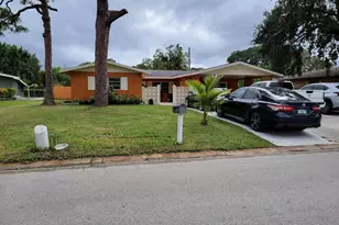 2405 Royal Palm Dr, Fort Pierce, FL 34982 - Photo 1