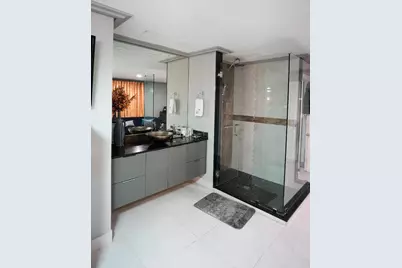 448 Alemeda Drive, Palm Springs, FL 33461 - Photo 9