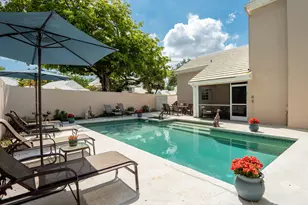 33 Selby Ln, Palm Beach Gardens, FL 33418 - Photo 27