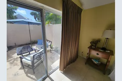 33 Selby Lane, Palm Beach Gardens, FL 33418 - Photo 17