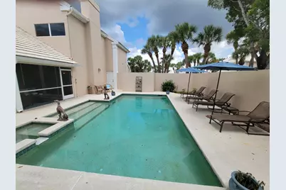 33 Selby Lane, Palm Beach Gardens, FL 33418 - Photo 1