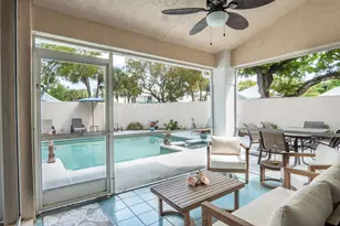 33 Selby Ln, Palm Beach Gardens, FL 33418 - Photo 25