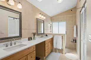 33 Selby Ln, Palm Beach Gardens, FL 33418 - Photo 15