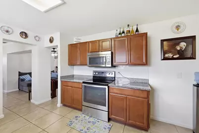 305 Circle E, Jupiter, FL 33458 - Photo 11