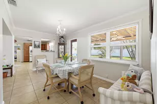 305 Circle E, Jupiter, FL 33458 - Photo 9