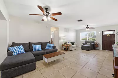 305 Circle E, Jupiter, FL 33458 - Photo 3