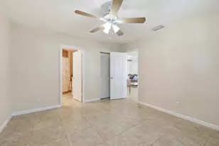 305 Circle E, Jupiter, FL 33458 - Photo 17