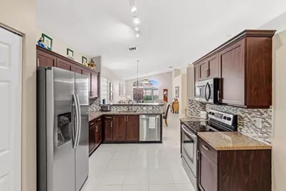 9562 Cherry Blossom Court, Boynton Beach, FL 33437 - Photo 11