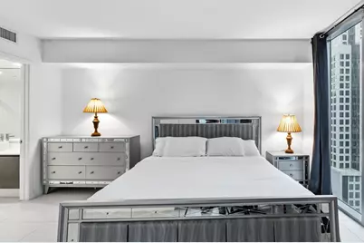 31 SE 6th Street #2601, Miami, FL 33131 - Photo 19