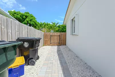 1717 16th Court N, Lake Worth Beach, FL 33460 - Photo 39