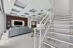 2743 NE 1st St, Pompano Beach, FL 33062 - Photo 17