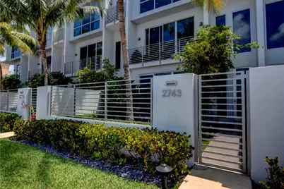 2743 NE 1st Street, Pompano Beach, FL 33062 - Photo 3