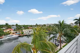 2743 NE 1st St, Pompano Beach, FL 33062 - Photo 23