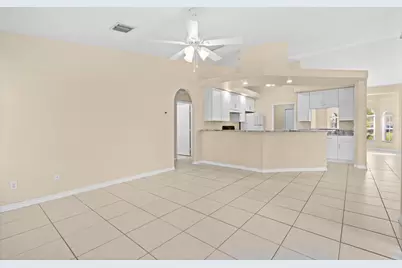 241 SE Starfish, Port Saint Lucie, FL 34984 - Photo 17