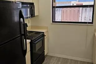 503 Springdale Cir, Palm Springs, FL 33461 - Photo 7