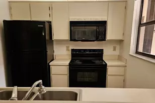 503 Springdale Cir, Palm Springs, FL 33461 - Photo 9