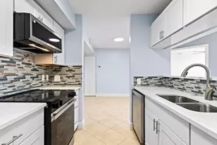 123 Yacht Club Way, Hypoluxo, FL 33462 - Photo 5