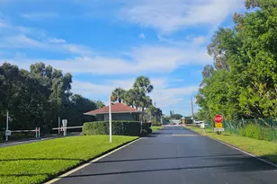 201 Manatee Ln, Fort Pierce, FL 34982 - Photo 23