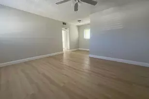 665 Glouchester St, Boca Raton, FL 33487 - Photo 17