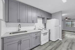 1565 W 28th St, Riviera Beach, FL 33404 - Photo 17