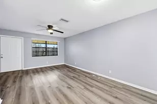 1565 W 28th St, Riviera Beach, FL 33404 - Photo 15