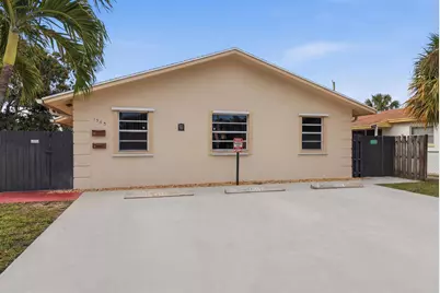 1565 W 28th Street #A, Riviera Beach, FL 33404 - Photo 1