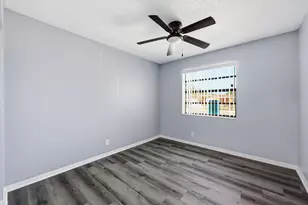 1565 W 28th St, Riviera Beach, FL 33404 - Photo 7