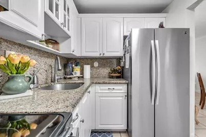 1735 W 60th Street #M307, Hialeah, FL 33012 - Photo 9