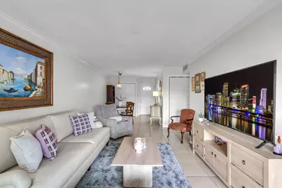 1735 W 60th Street #M307, Hialeah, FL 33012 - Photo 7