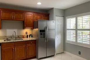 10667 Lake Shore Dr, Wellington, FL 33414 - Photo 21