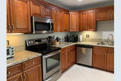 10667 Lake Shore Drive, Wellington, FL 33414 - Photo 19