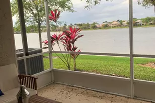 10667 Lake Shore Dr, Wellington, FL 33414 - Photo 17