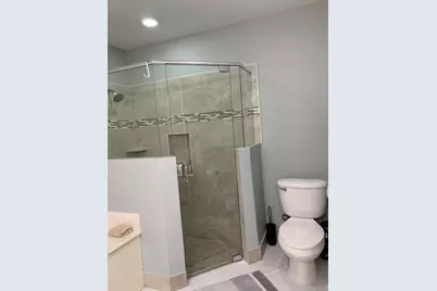 10667 Lake Shore Drive, Wellington, FL 33414 - Photo 25