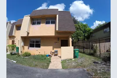 5844 Blueberry Unit 68 Court #68, Lauderhill, FL 33313 - Photo 3